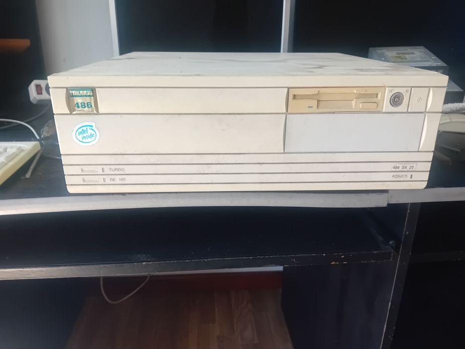 Computador intel 486