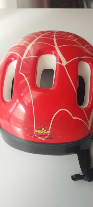 Capacete do Homem Aranha