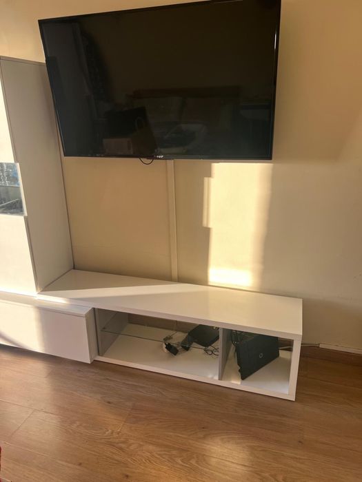 Movel Tv com Iluminacao em Led Azul