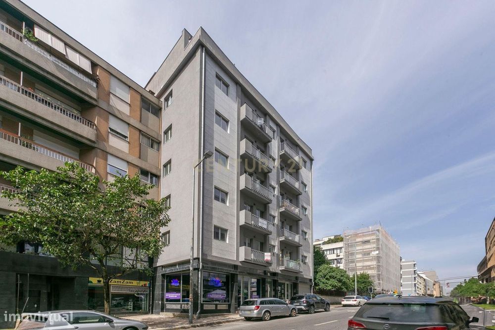 New T3 Apartment with Garage | Trindade & Aliados | Porto City Center