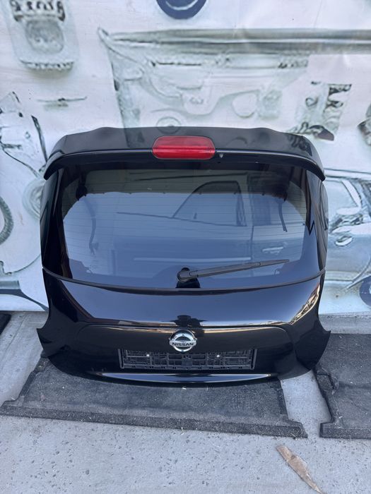 Кришка багажника комплектна Nissan Juke 10-19р