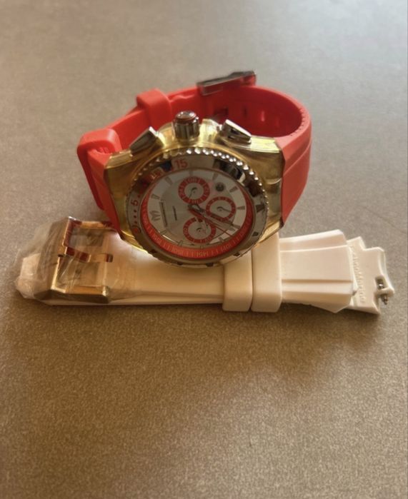 Technomarine watch in great condition. Barely worn