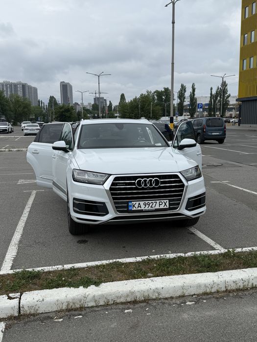 Audi Q7 premium plus