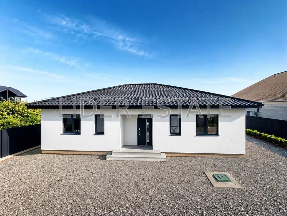 Продаж сучасного будинку 3 спальні, 140 м², 8 соток | район Паланок, Мукачево