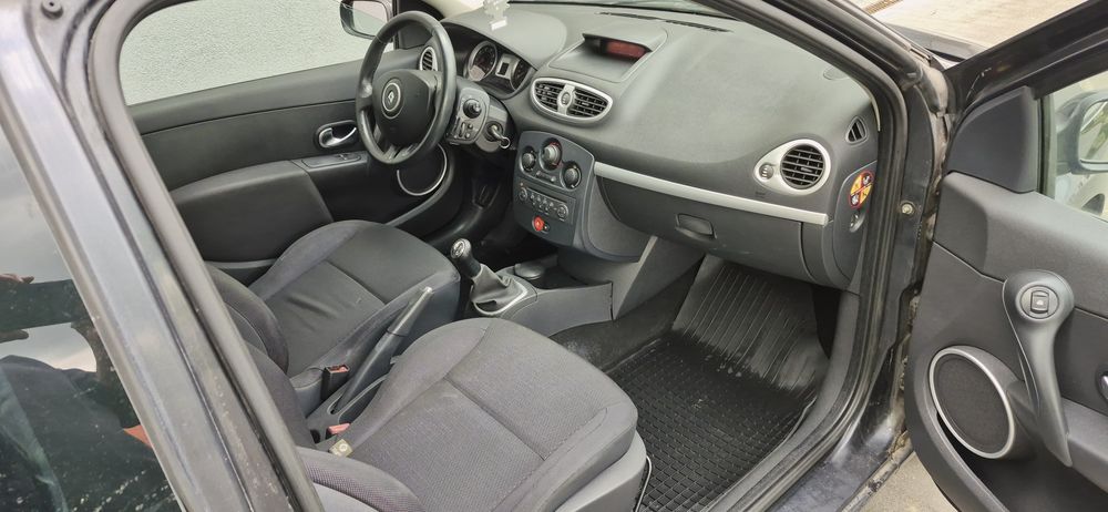 Renault Clio II, 2006r. 1.6 benzyna