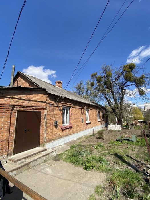 Продаж  невеличкої частини будинку!