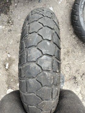 Авто, та моторезину б/в, різних розмірів