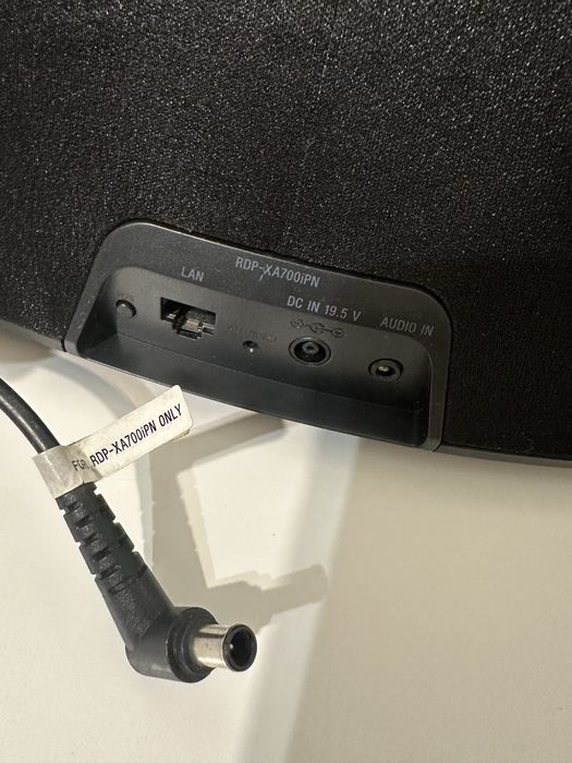 Колонка Sony RDP-XA700iPN Black Wireless