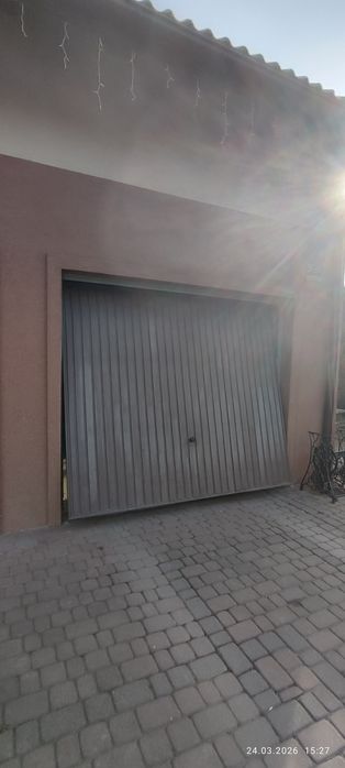 Brama stalowa uchylna