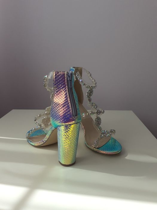 Sandały na obcasie Lu Boo 40 cyrkonie śliczne