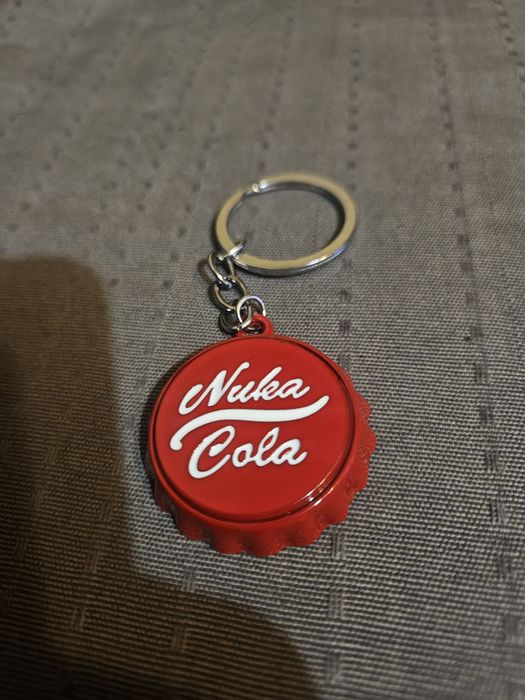 Nowy brelok Fallout Gra Serial Konsola Nuke Cola