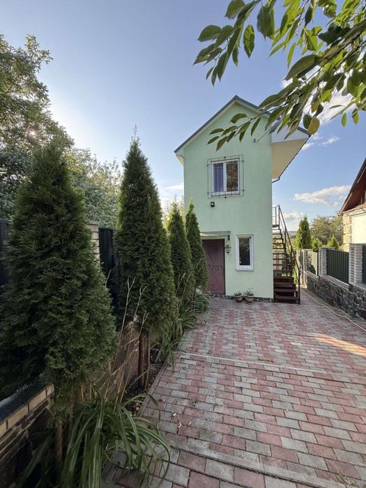 Сучасний будинок 110 м², 15 соток, до 10 км від міста