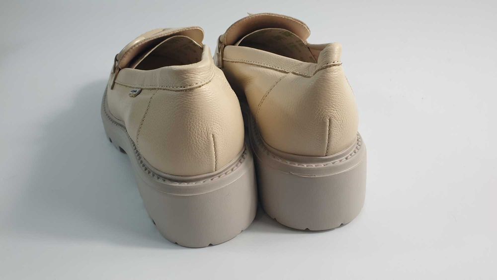 Callaghan Loafersy 32908 Beżowy rozmiar  39