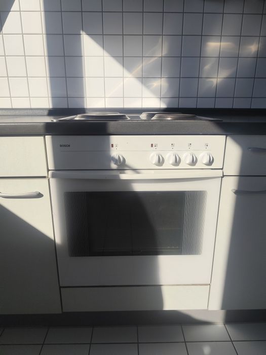 Kuchenka elektryczna pod zabudowę Bosch