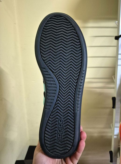 Кросівки Adidas Mercedes - AMG Barreda Decod(Оригінал)41⅓-26см і 42-26,5см