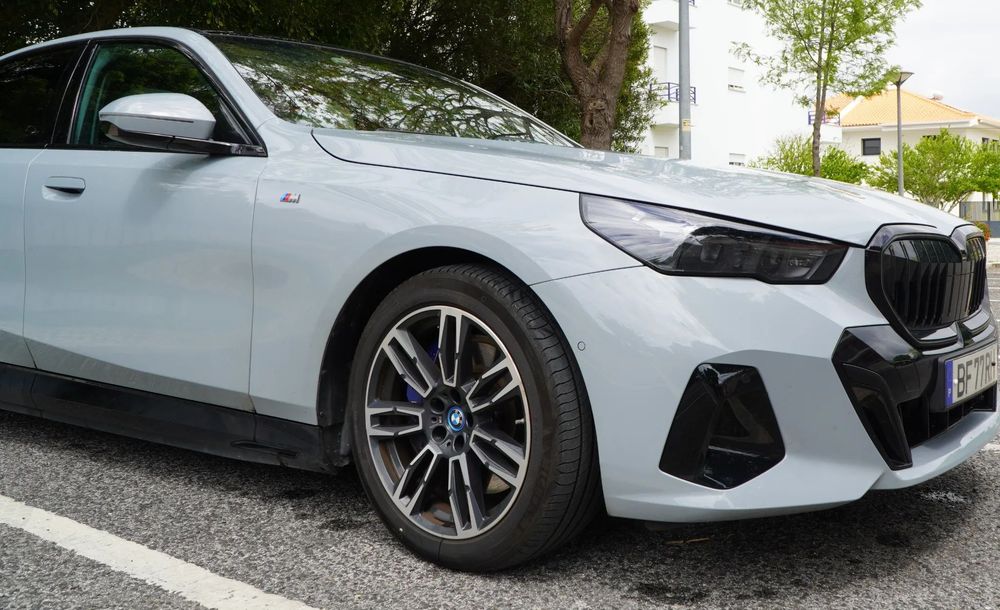 BMW i5