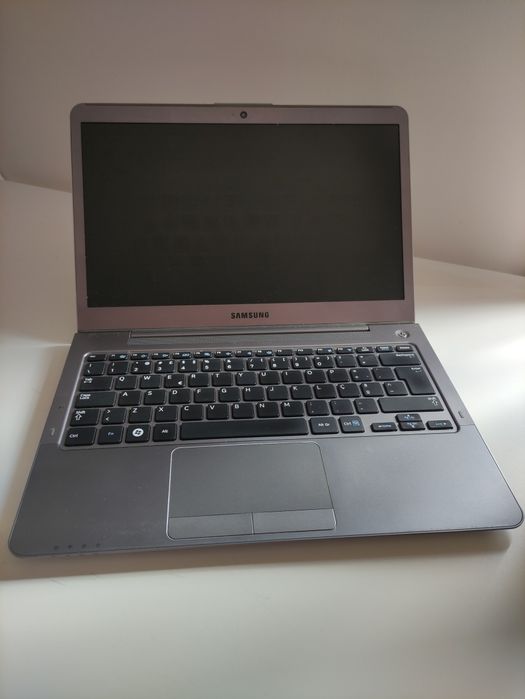 Portátil Samsung Ultrafino