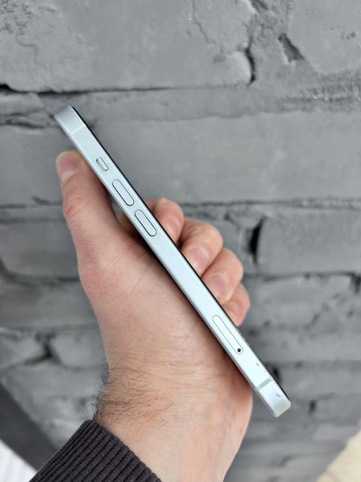 Apple iPhone 15 128Gb  100% айфон