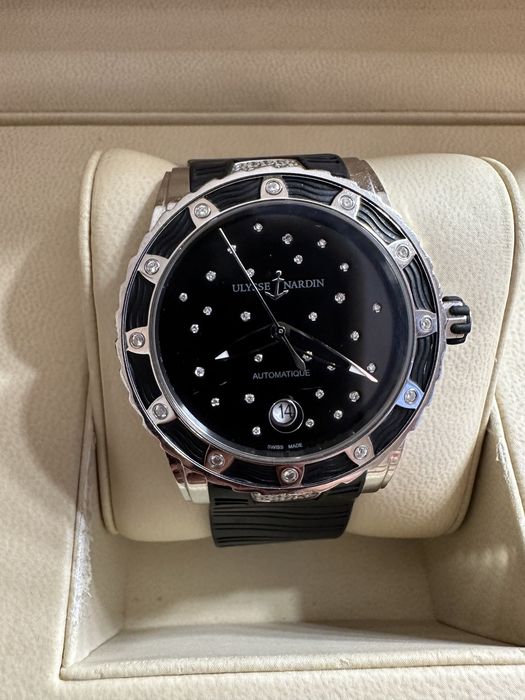 Годинник Ulysse Nardin