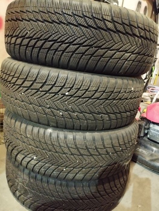 Opony zimowe 205 60 r16