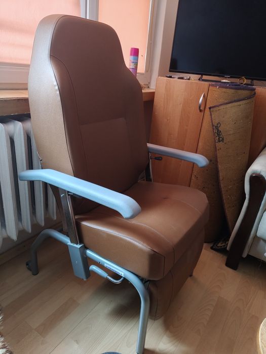 Fotel geriatryczny