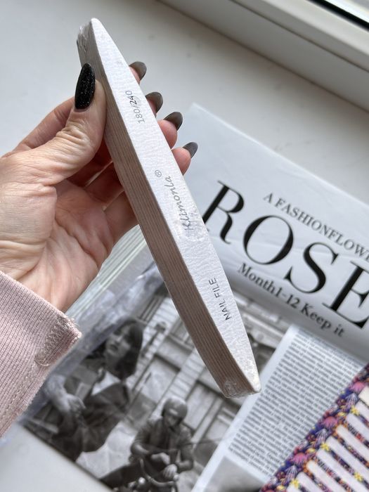 Матеріали для майстра манікюру