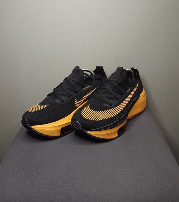 Nike Zoomx, rozmiar 44.