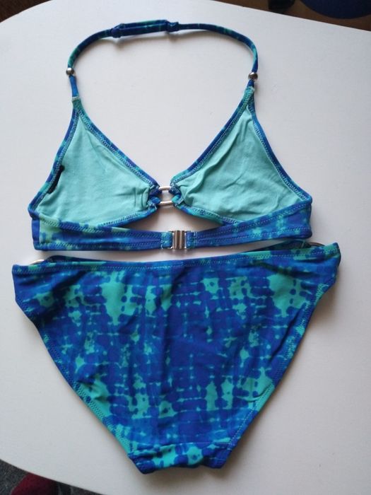 Kostium dziewczęcy dwuczęściowy H&M roz. 152/158 +klapki gratis.