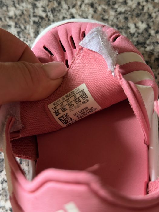 Дитячі сандалі сабо adidas 26