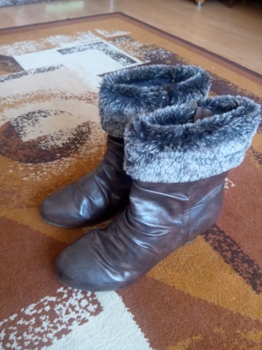 Buty damskie modne rozmiar 38 wkładki 24 cm