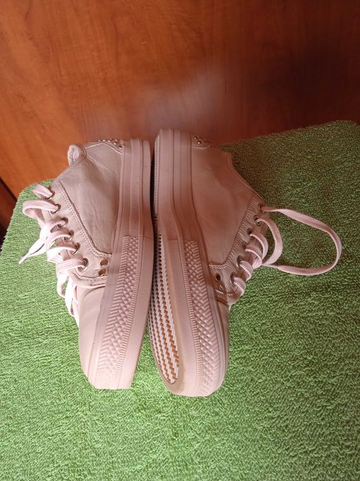Carl Scarpa r.39 sneakersy, róż pudrowy, półtrampki, w-f, disco