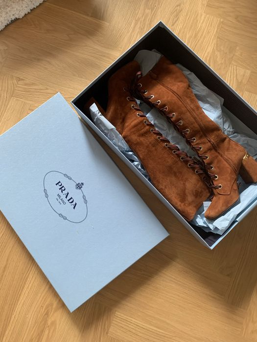 Buty prada kozaki zamszowe