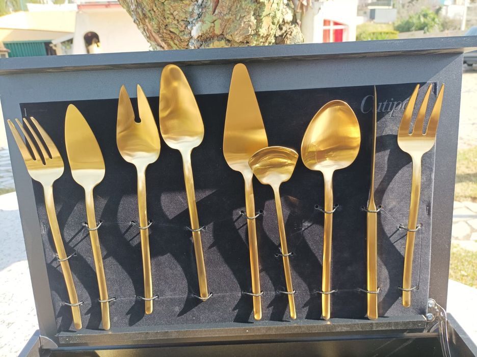 HERDMAR - Elegante Faqueiro Stick Dourado Mate com 130 peças *NOVO*