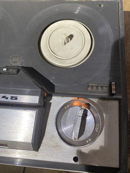 szpulowy magnetofon kasetowy ZK 145