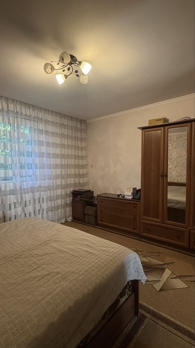 Продж будинку вулиця шкільна