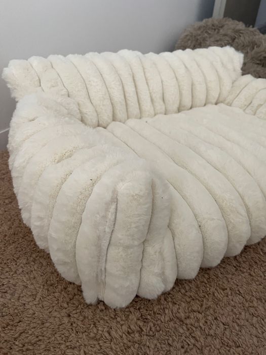 Cama fofinha para gato/cão pequeno (Como Nova)