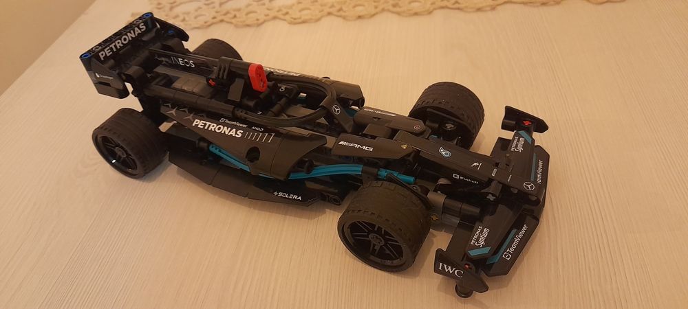 Lego Technics 42165 - Mercedes-AMG F1 W14 E Performance Pull-Back