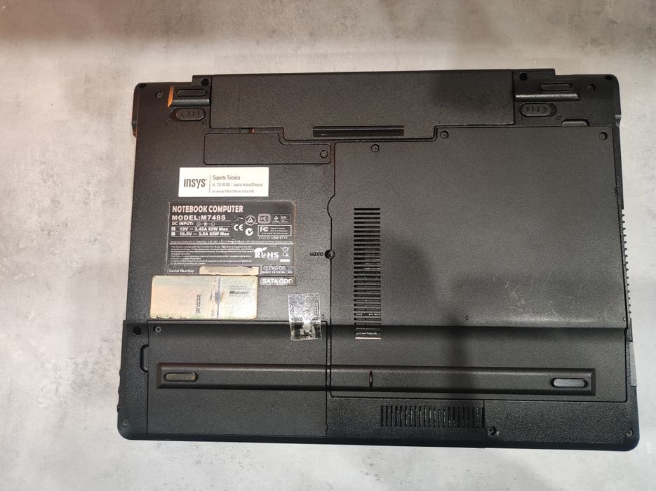 Portátil Insys m748s para peças