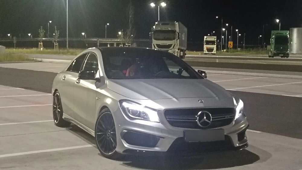 Mercedes-Benz CLA