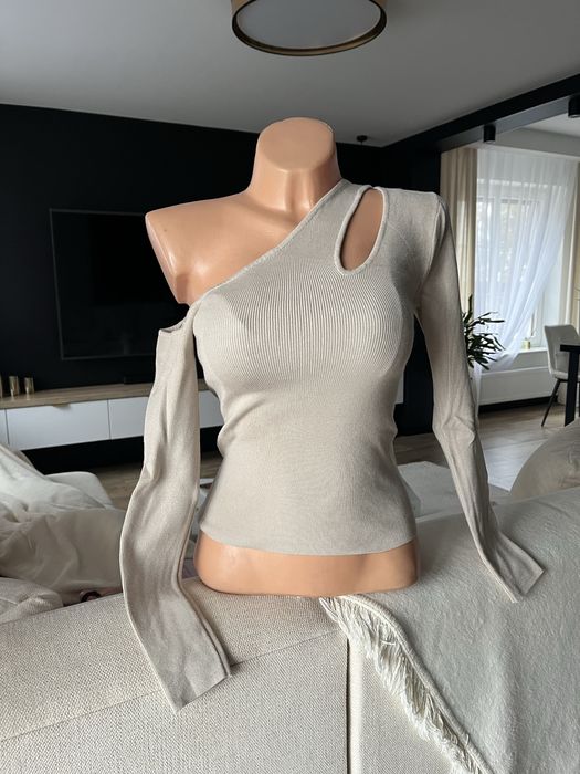 Powycinany sweterek Amisu Knitwear S/M