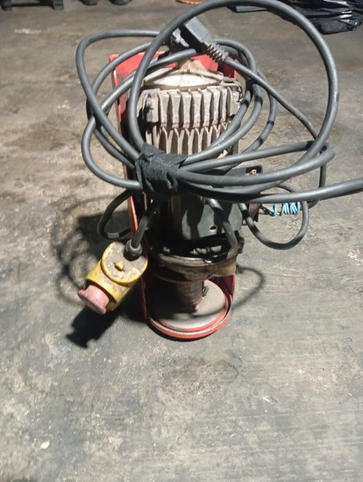 Guincho 200kg a trabalhar