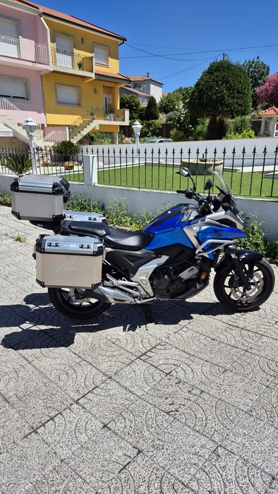 Honda Nc 750X poucos klms