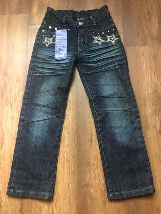 Джинсы на девочку новые .