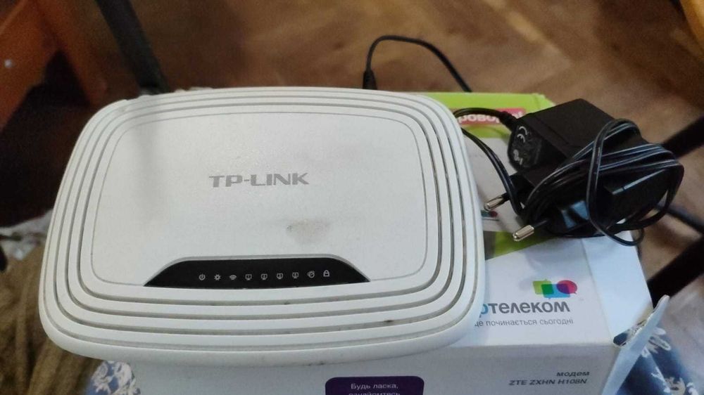 TP-LINK TL-WR 740N(UA) маршрутизатор