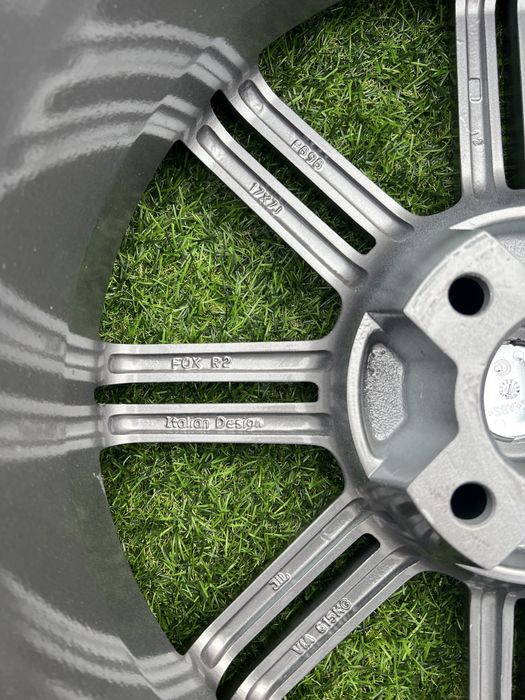 Jantes RVS FOX R2 17” 4x108 – Design Italiano – Excelente Estado