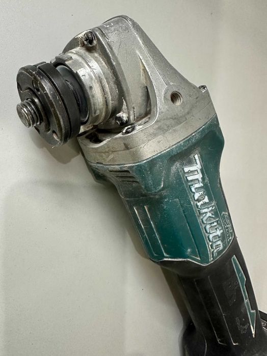 Makita Szlifierka Kątowa 18V Akumulator 5.0 Ah