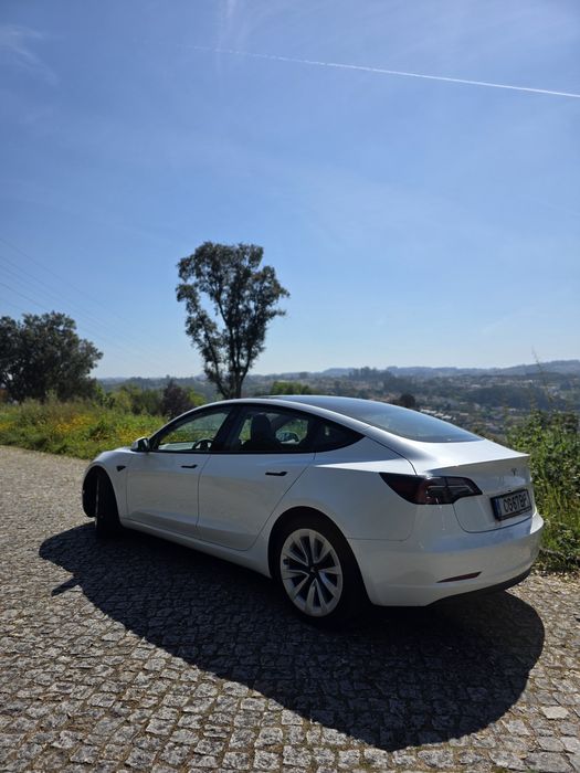 Tesla Model 3 Standard Range IVA dedutível