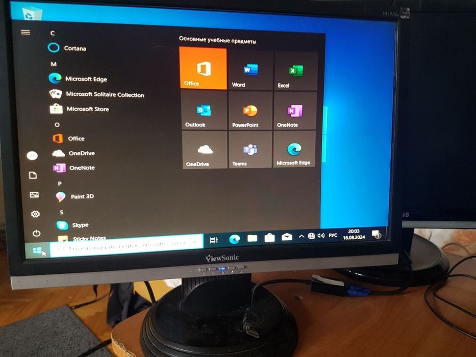 Нетбук HPmini Монитор View Sonic VA 1916w