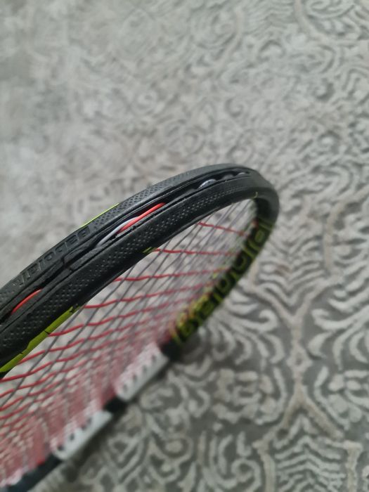 Rakieta babolat pure aero 98 .