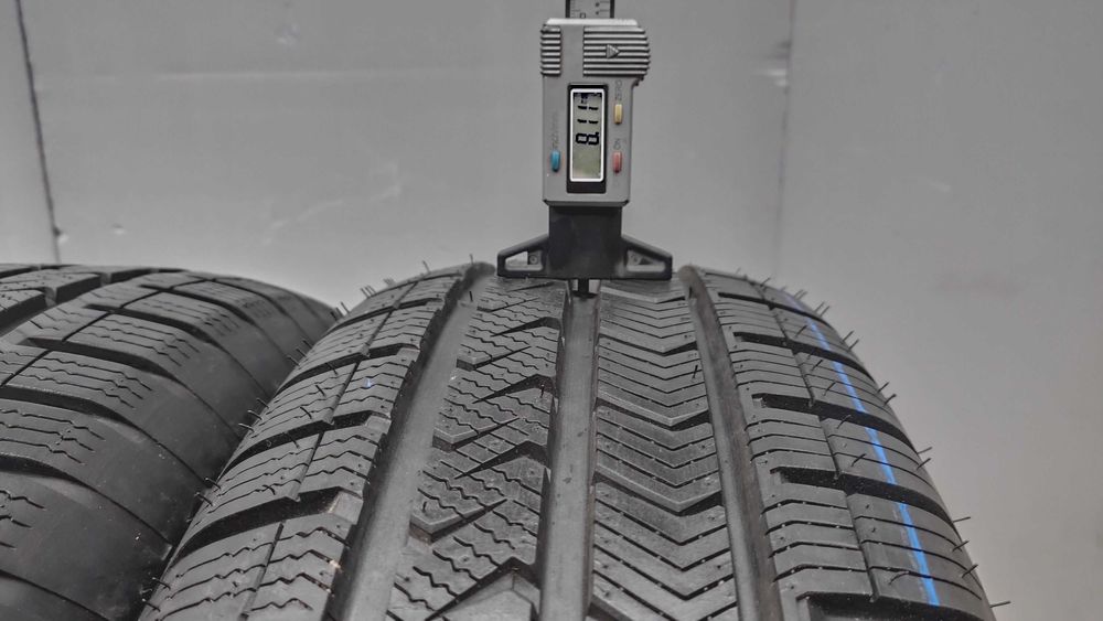 Шини 215/70R16.  Vredestein 95% Нідерланди. Всесезонні